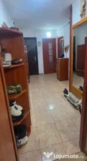 Apartament 3 camere | Decomandat | Balcon 16 mp | Florilor