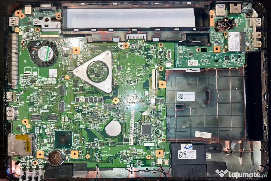 Laptop Dell Inspiron N5110 i3-2330M, nVidia GT 525M, 4GB RAM DDR 3, 500GB HDD