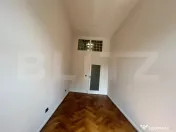 Casa de inchiriat 4 camere , Zona Centrala 