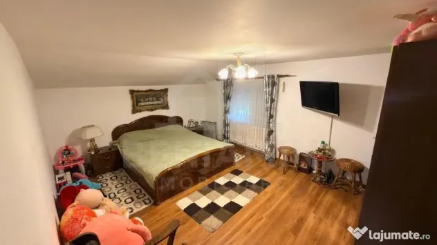 Casa 4 Camere - Curte Mare - Zona Linistita Popoveni