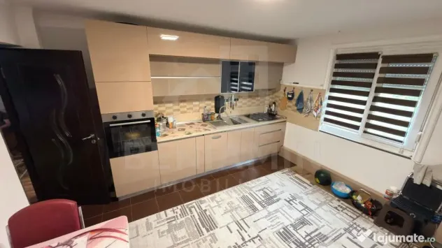 Casa 4 Camere - Curte Mare - Zona Linistita Popoveni