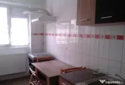 Apartament 3 Camere Decomandat | Etaj 1 | Piața Centrală