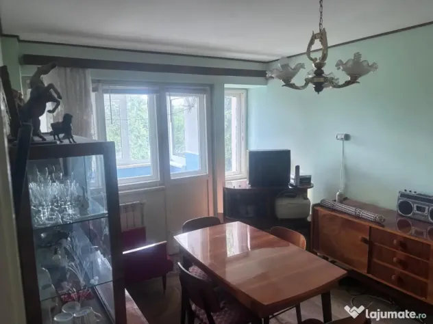 Apartament 2 camere zona Garii Marna, etaj 3, suprafata 47mp