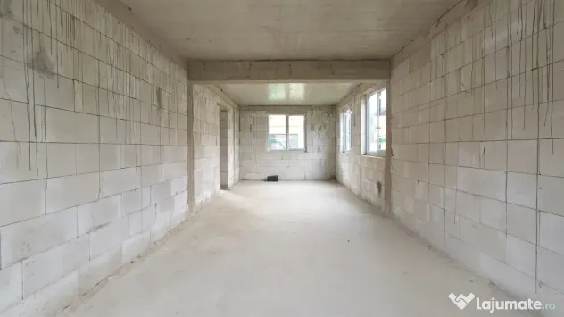 Apartament în duplex nou la rosu, pe 2 niveluri, în Vladim