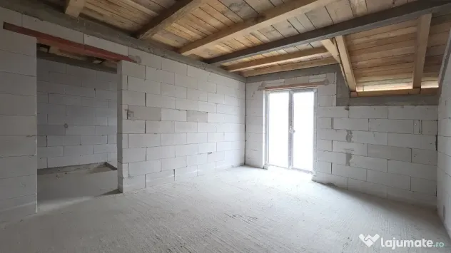 Apartament în duplex nou la rosu, pe 2 niveluri, în Vladim