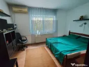 Apartament 2 camere, str Vicina, decomandat, 61 mp 