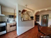 Apartament 2 camere, str Vicina, decomandat, 61 mp 