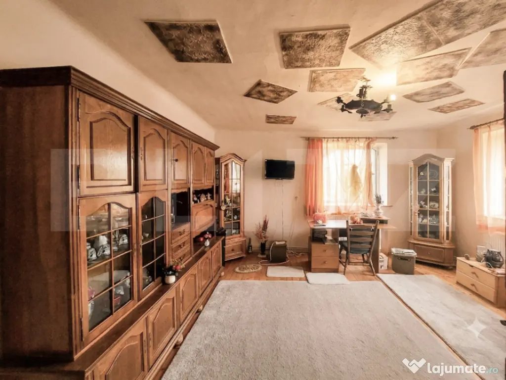 Casa individuala 115 mp, 852 mp teren, Corusu