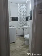 Apartament cu 2 camere, complet utilat, balcon luminos și b