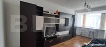 Garsonieră decomandată cu balcon, mobilată complet, aproa