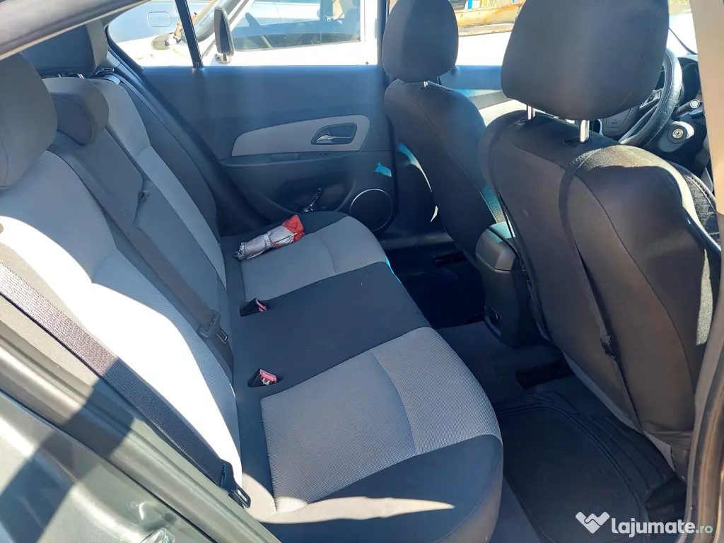 Chevrolet Cruze LS 1.6 Benzină 113 CP | Euro 5 | 220.205 km