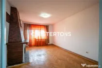 Deasupra orasului - apartament de cu terasa, semineu si pov