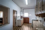 Deasupra orasului - apartament de cu terasa, semineu si pov