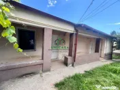 Casă Rm Valcea/ teren generos de 1.116 mp/ lângă Pădu... 