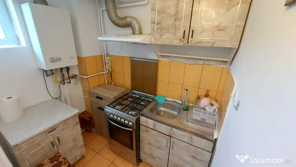 Inchiriere garsoniera, in Galata,