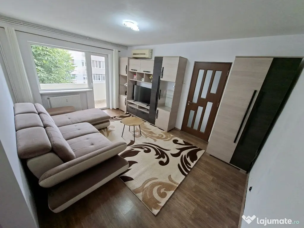 Apartment cu 3 camere + loc de parcare