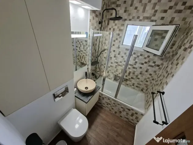Apartment cu 3 camere + loc de parcare