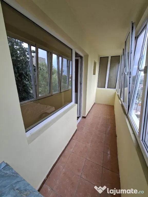 Apartment cu 3 camere + loc de parcare