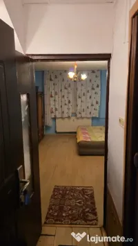Închiriez garsonieră în zona Blașcovici 