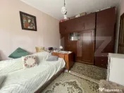 Apartament cu 4 camere, 73 mp, decomandat, zona Sfanta Viner