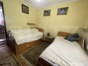 Apartament cu 4 camere, 73 mp, decomandat, zona Sfanta Viner