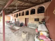 Teren IV 1.308 mp, cu casă veche și grajd, dublă deschide