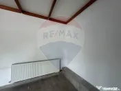 Hală industrială de închiriat – Zona Velența Est | ...