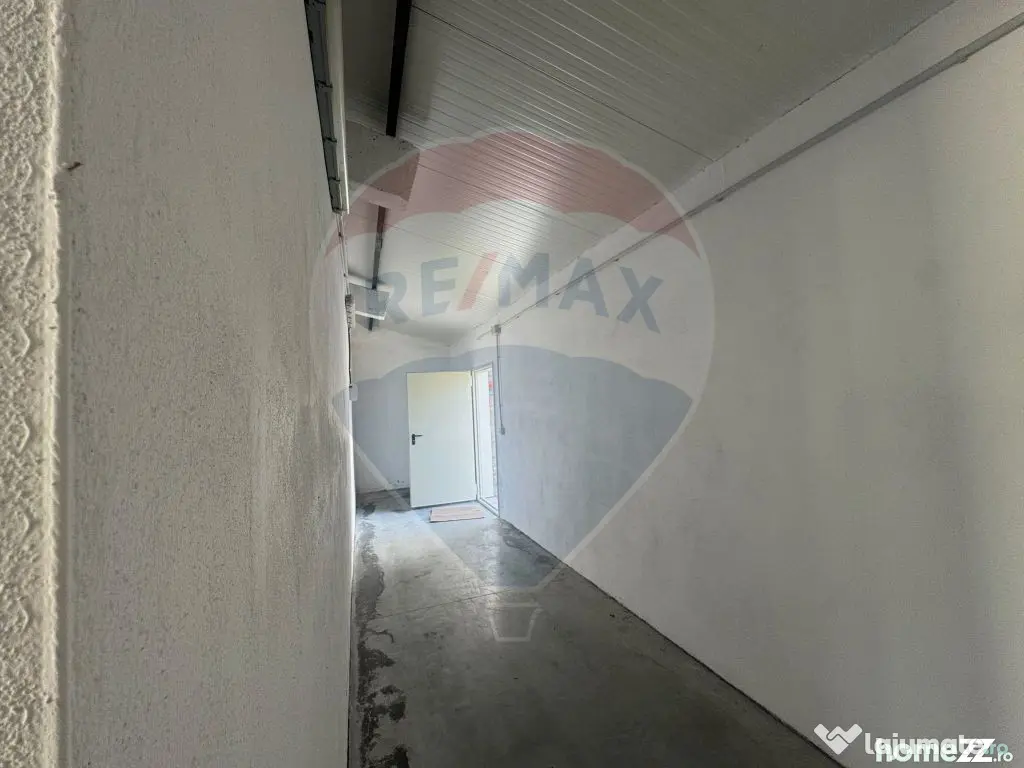 Hală industrială de închiriat – Zona Velența Est | ...