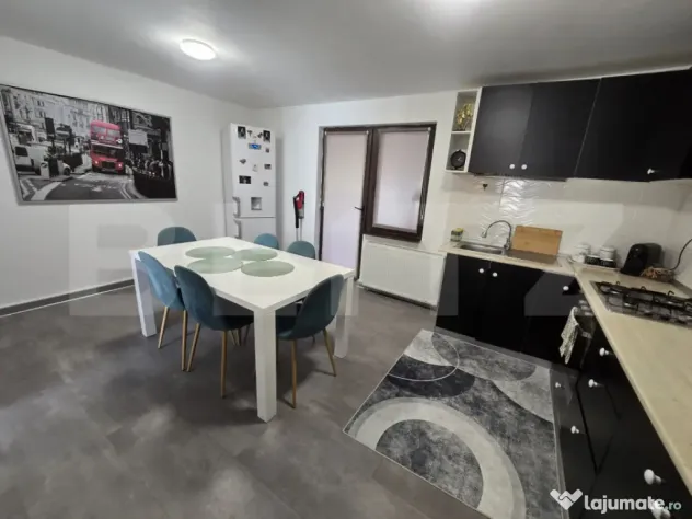 Casă la cheie, 4 camere, 160 mp, zona Priseaca