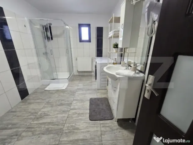 Casă la cheie, 4 camere, 160 mp, zona Priseaca