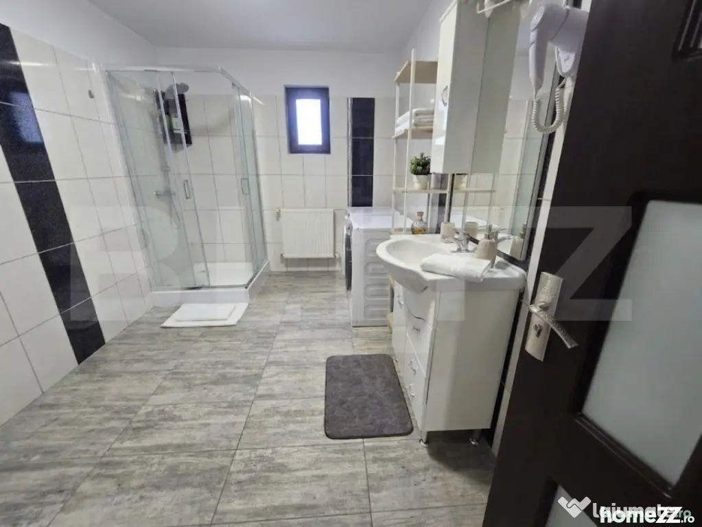 Casă la cheie, 4 camere, 160 mp, zona Priseaca