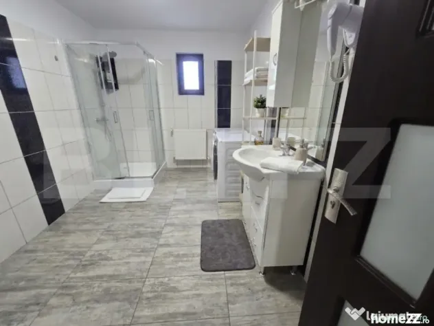 Casă la cheie, 4 camere, 160 mp, zona Priseaca