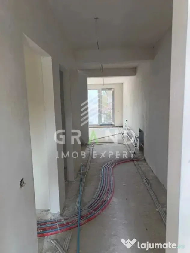 Casa tip duplex, zona parc Poligon, Florești