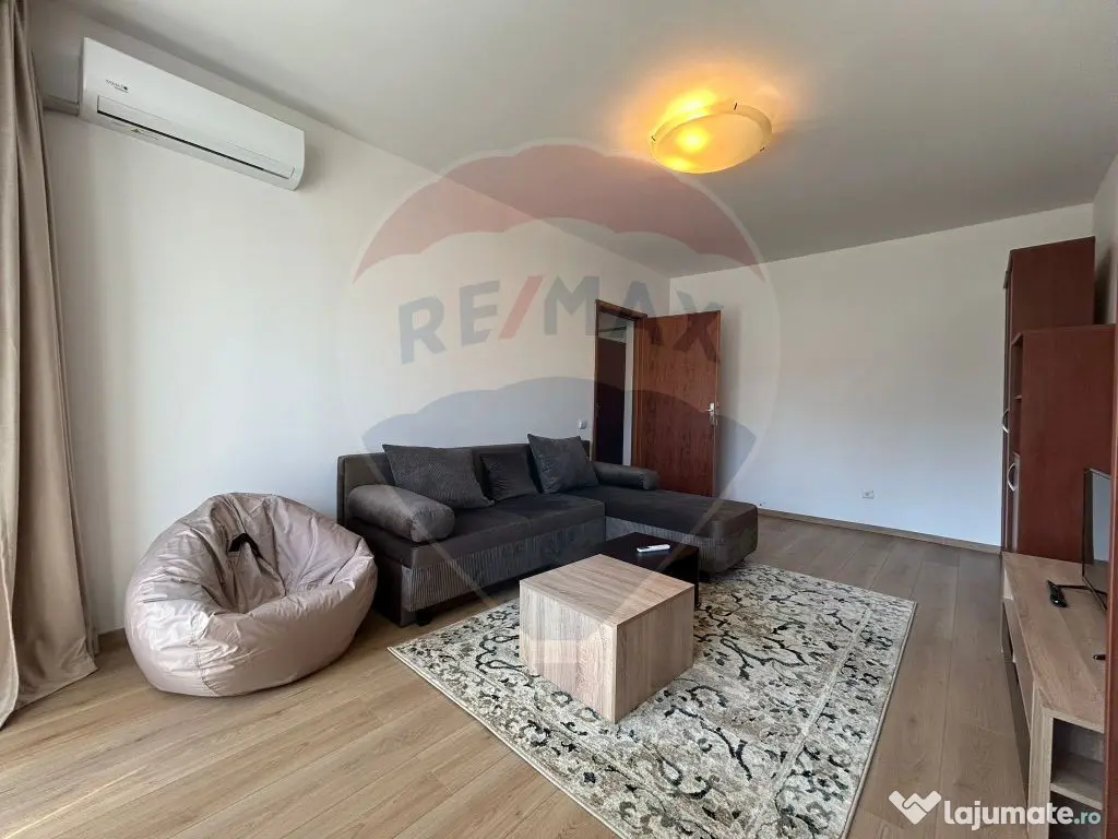 Inchiriere Apartament 3 cam Metrou Brancusi renovat recent