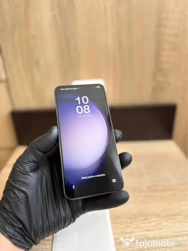 Samsung S23