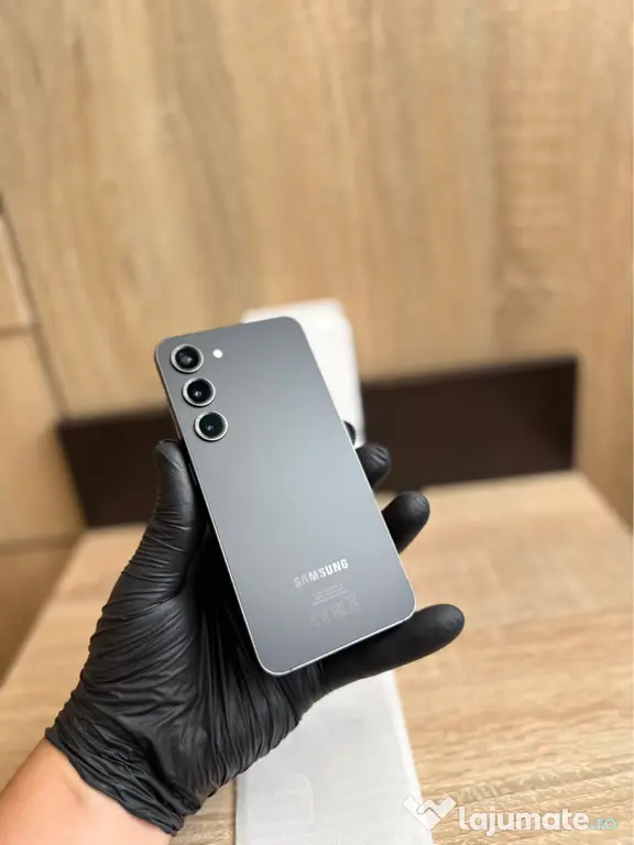 Samsung S23