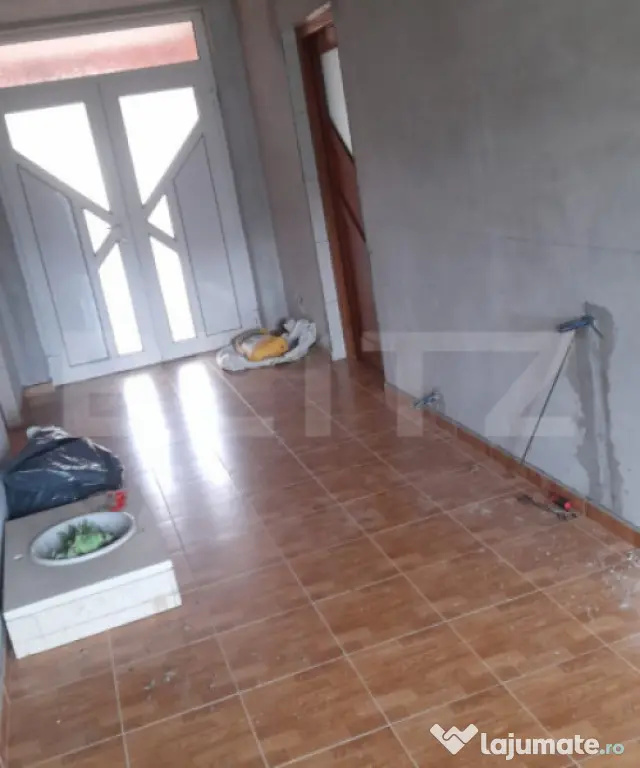 Casă semifinisată in zona linistita | Chiraleș (20 km de