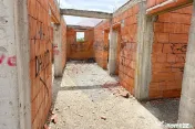 Teren generos cu două fronturi, Frumușeni – plus cons... 