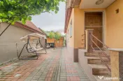 Casa / Vila cu 2 camere de vanzare in zona Dambul Rotund 