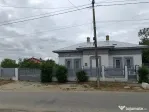 Casa individuala reconditionata partial-Teren 900 mp-Toate u