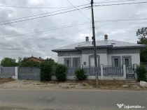 Casa individuala reconditionata partial-Teren 900 mp-Toate u