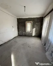 Casa individuala reconditionata partial-Teren 900 mp-Toate u