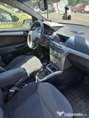 Opel Astra H autoturism 