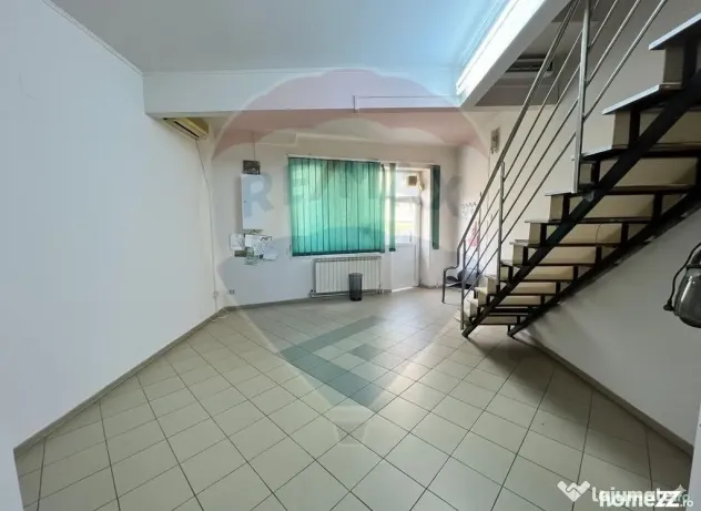 Spațiu comercial 98mp vânzare zona Crisul Supermarket, ...