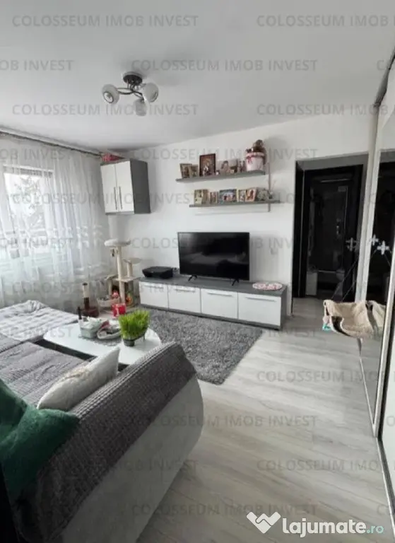 Apartament 2 camere, renovat, etaj 2/4, parcare, zona Florilor!