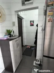 Apartament 2 camere, renovat, etaj 2/4, parcare, zona Florilor!