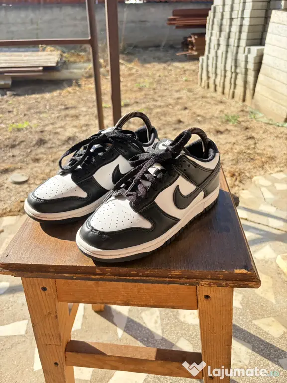 Adidasi Nike Dunk Low 36 femei