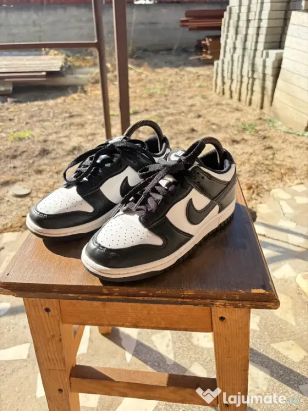 Adidasi Nike Dunk Low 36 femei