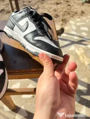 Adidasi Nike Dunk Low 36 femei 