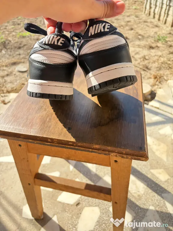 Adidasi Nike Dunk Low 36 femei